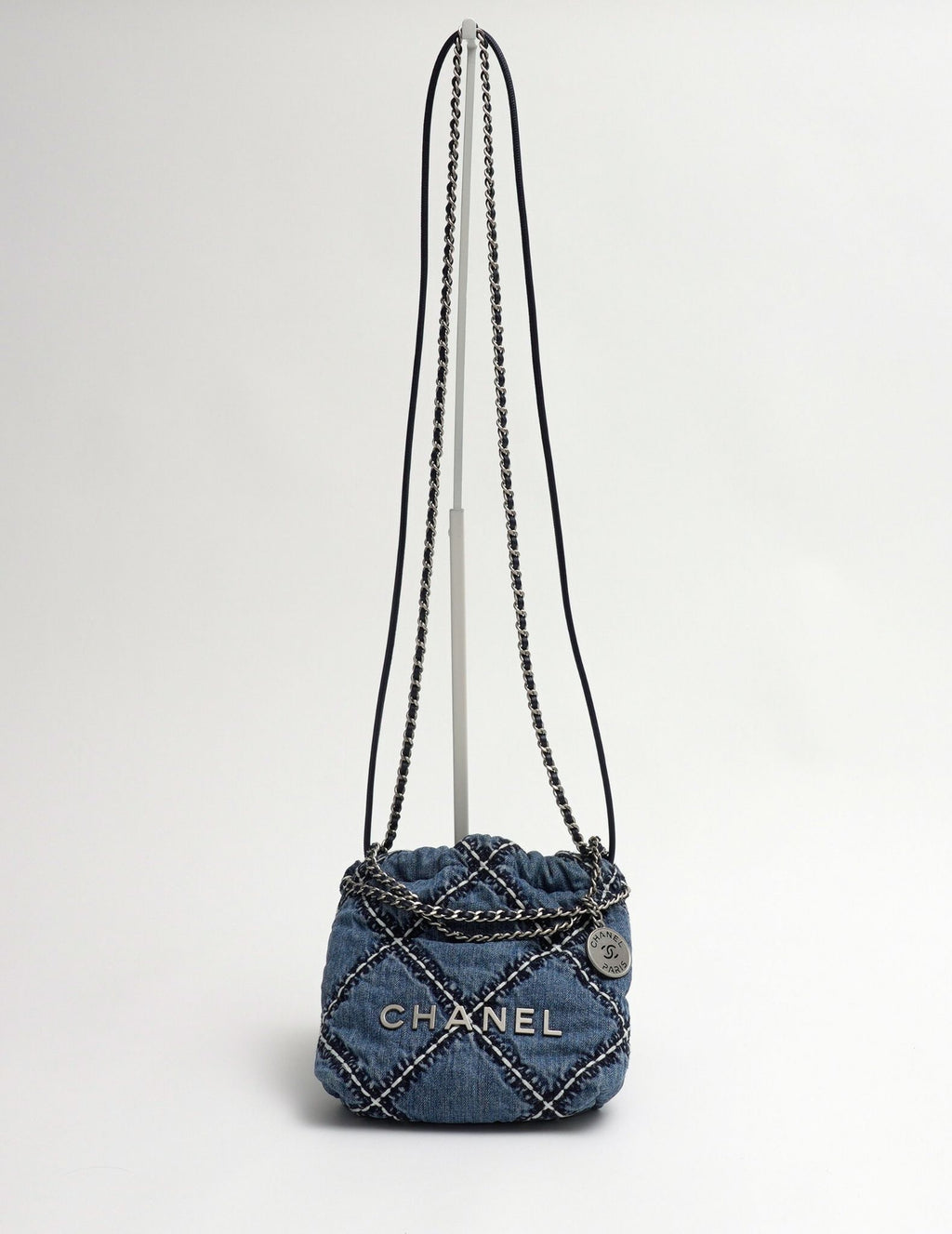 Chanel 22 Hobo Bag Mini