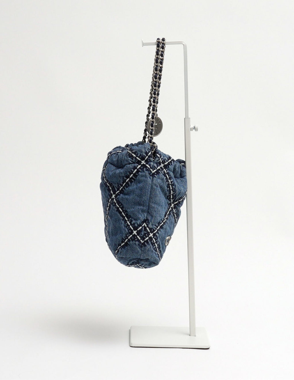 Chanel 22 Hobo Bag Mini