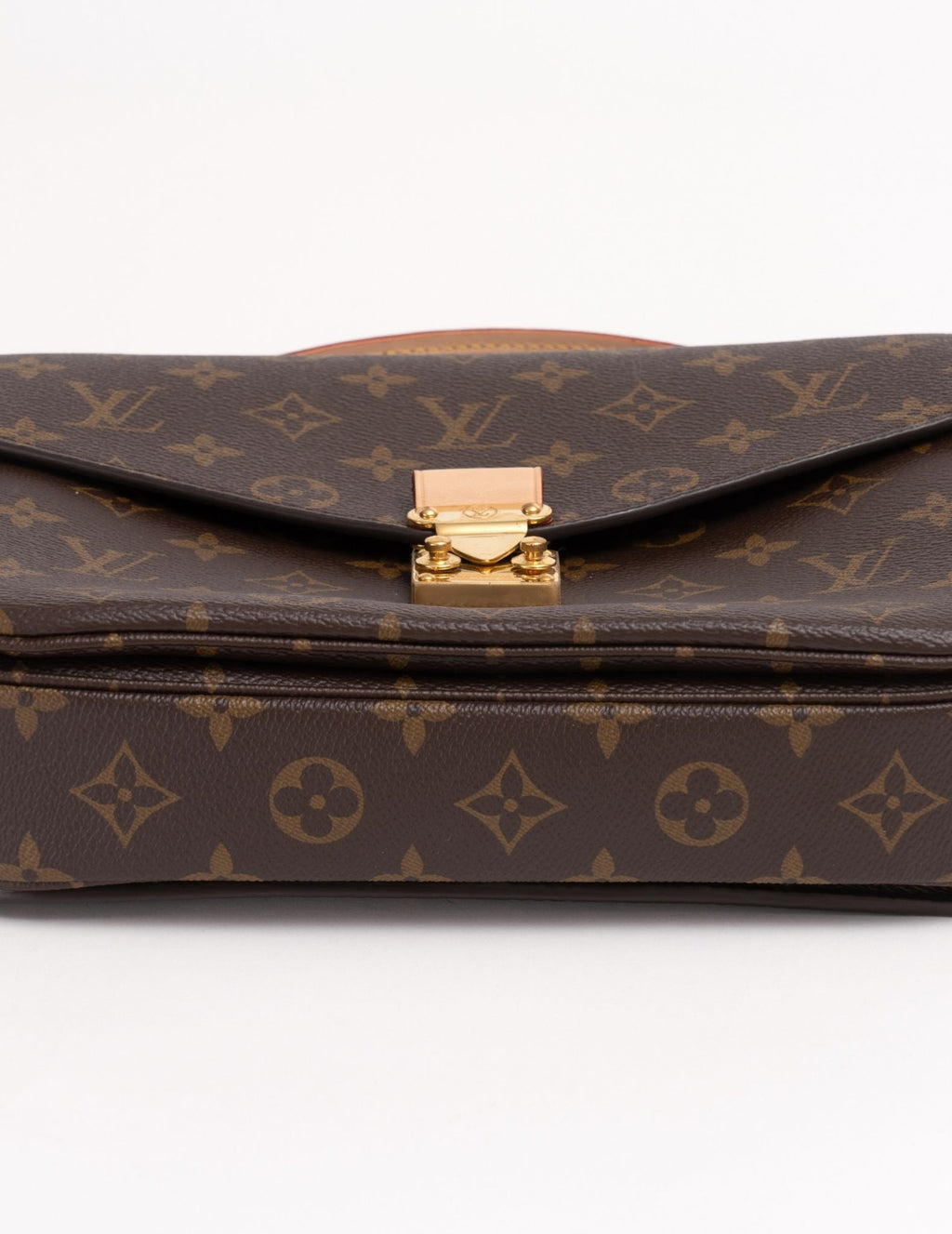Louis Vuitton Pochette Metis Bag