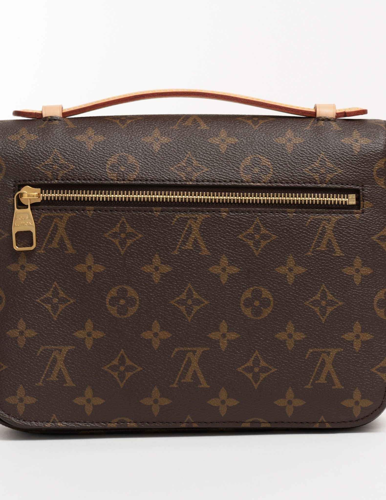 Louis Vuitton Pochette Metis Bag